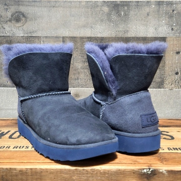 UGG Australia Split Leather Shoes | Mercari