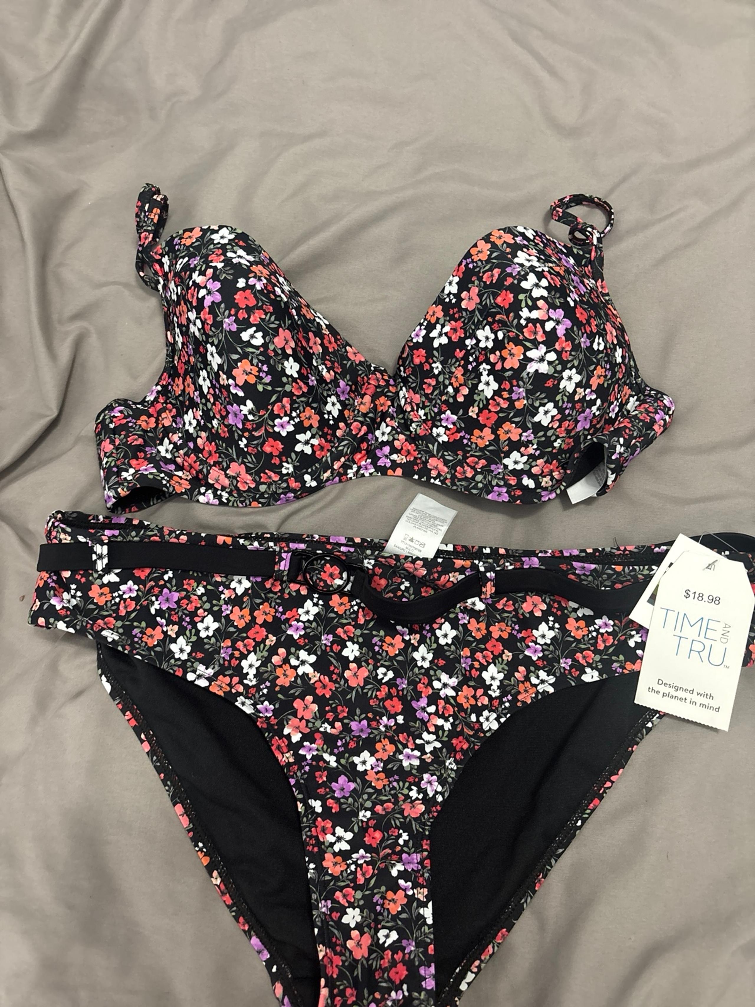 Women’s brand new time and tru size large bikini