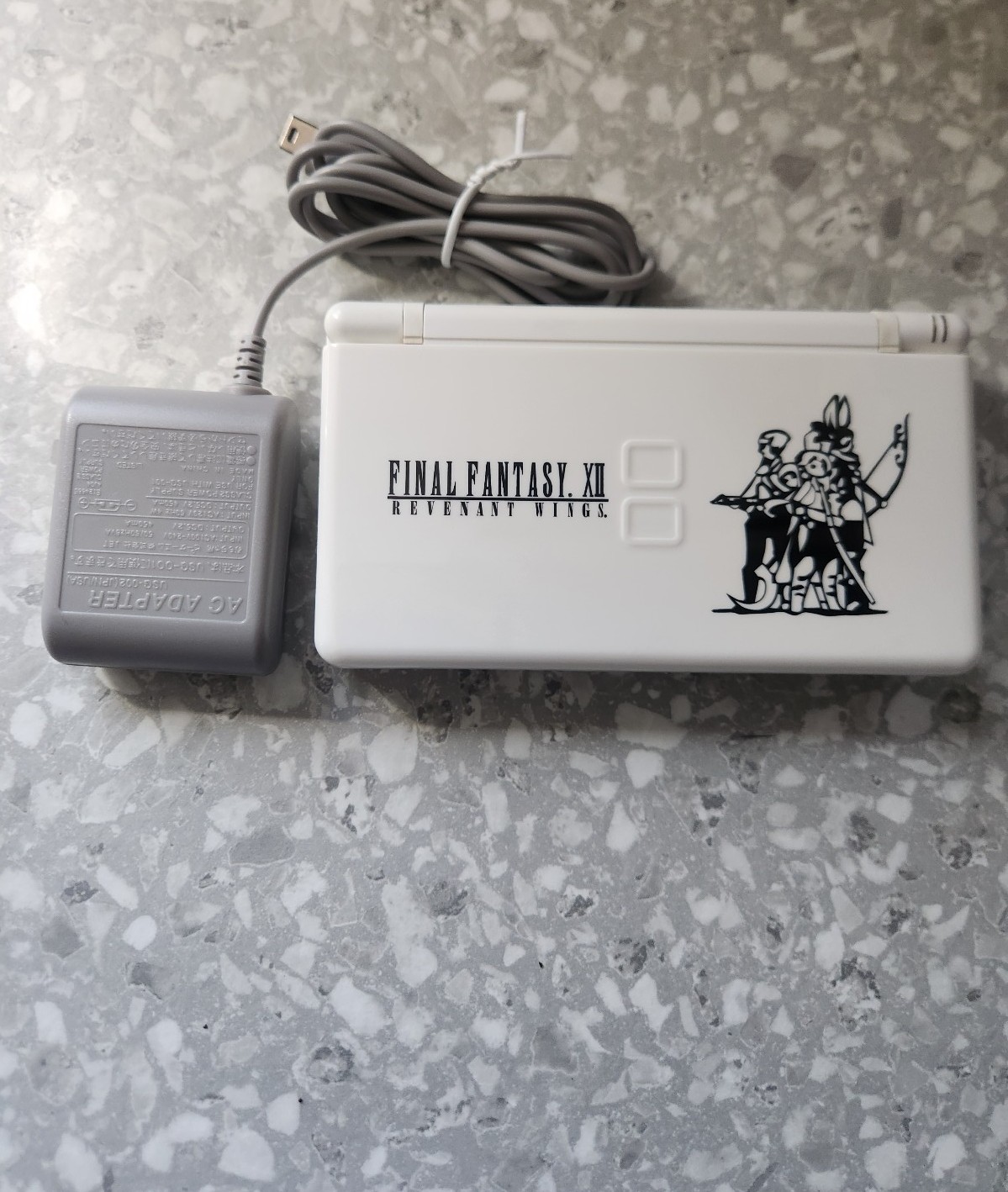 Nintendo ds lite final fantasy