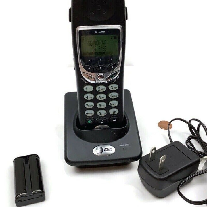 AT&T E262 2 Line Cordless Expansion Handset & Dock Works w/ 2662 / E2562 base