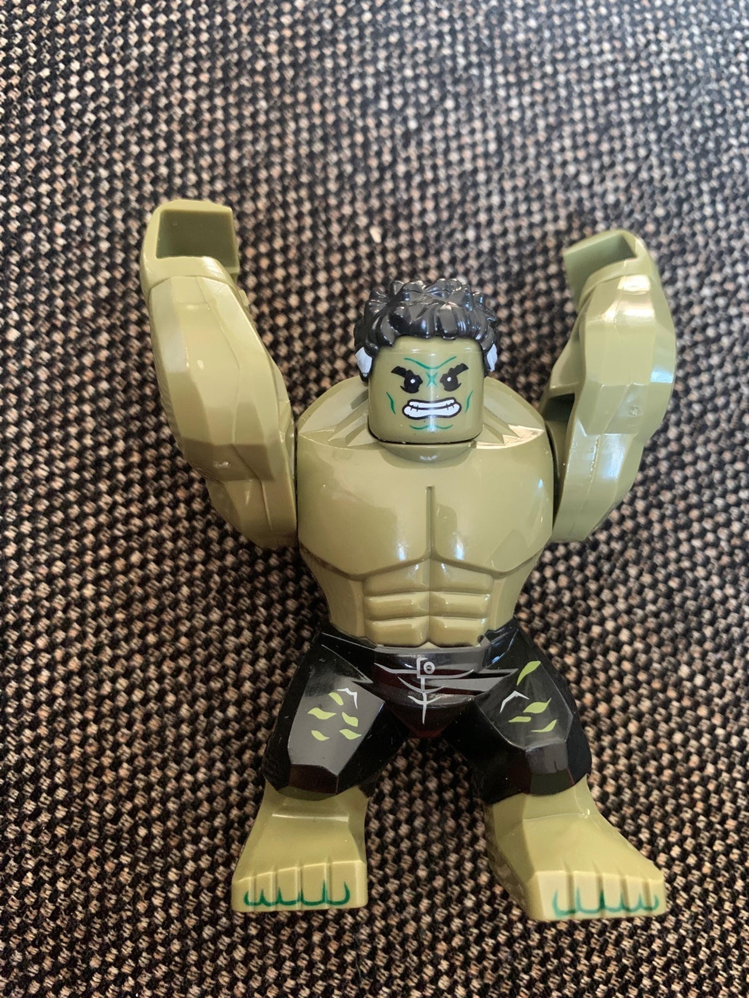 Old hulk 3 Minifigure