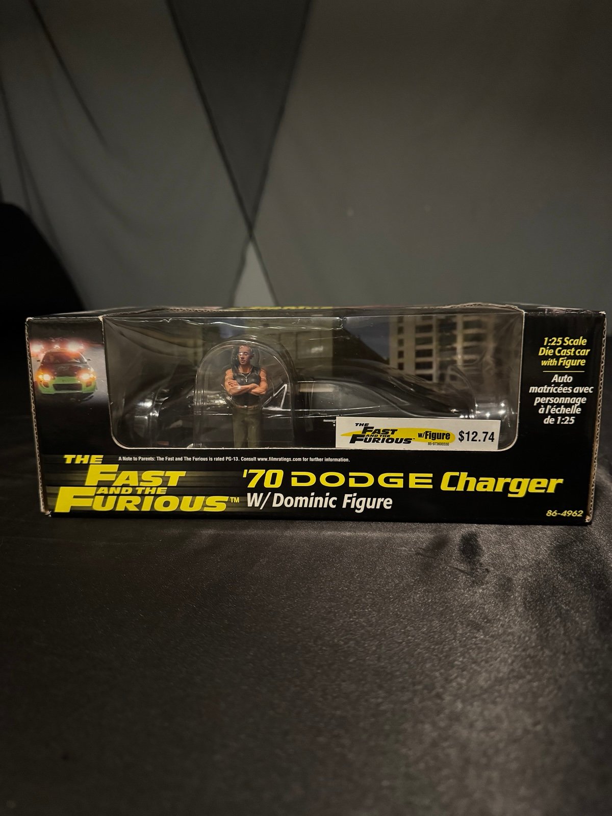 Revell Fast & Furious 1:25 Die Cast ‘70 Dodge Charger w Dominic figure