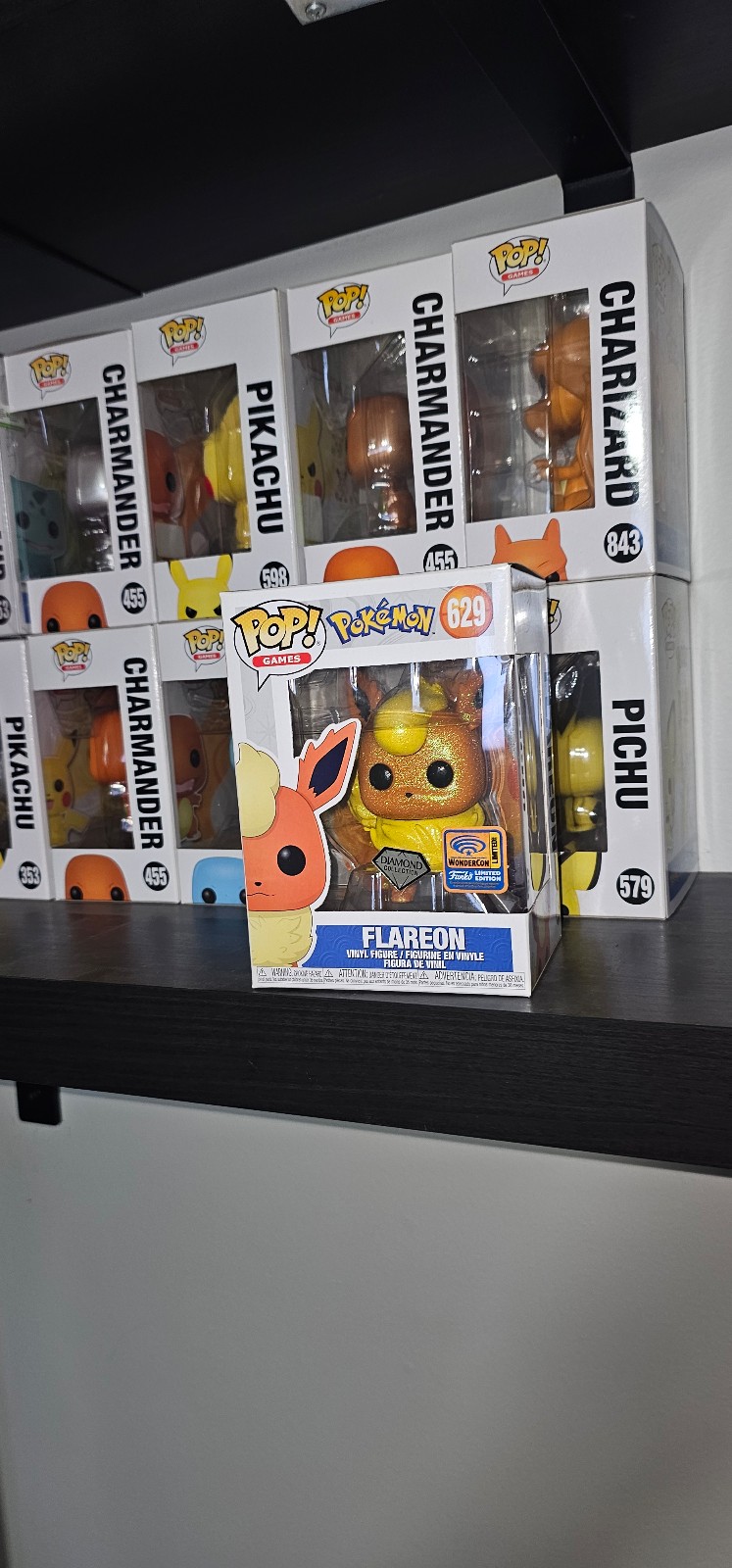 2021 Wonder Con Exclusive Diamond Flareon Funko! Pop