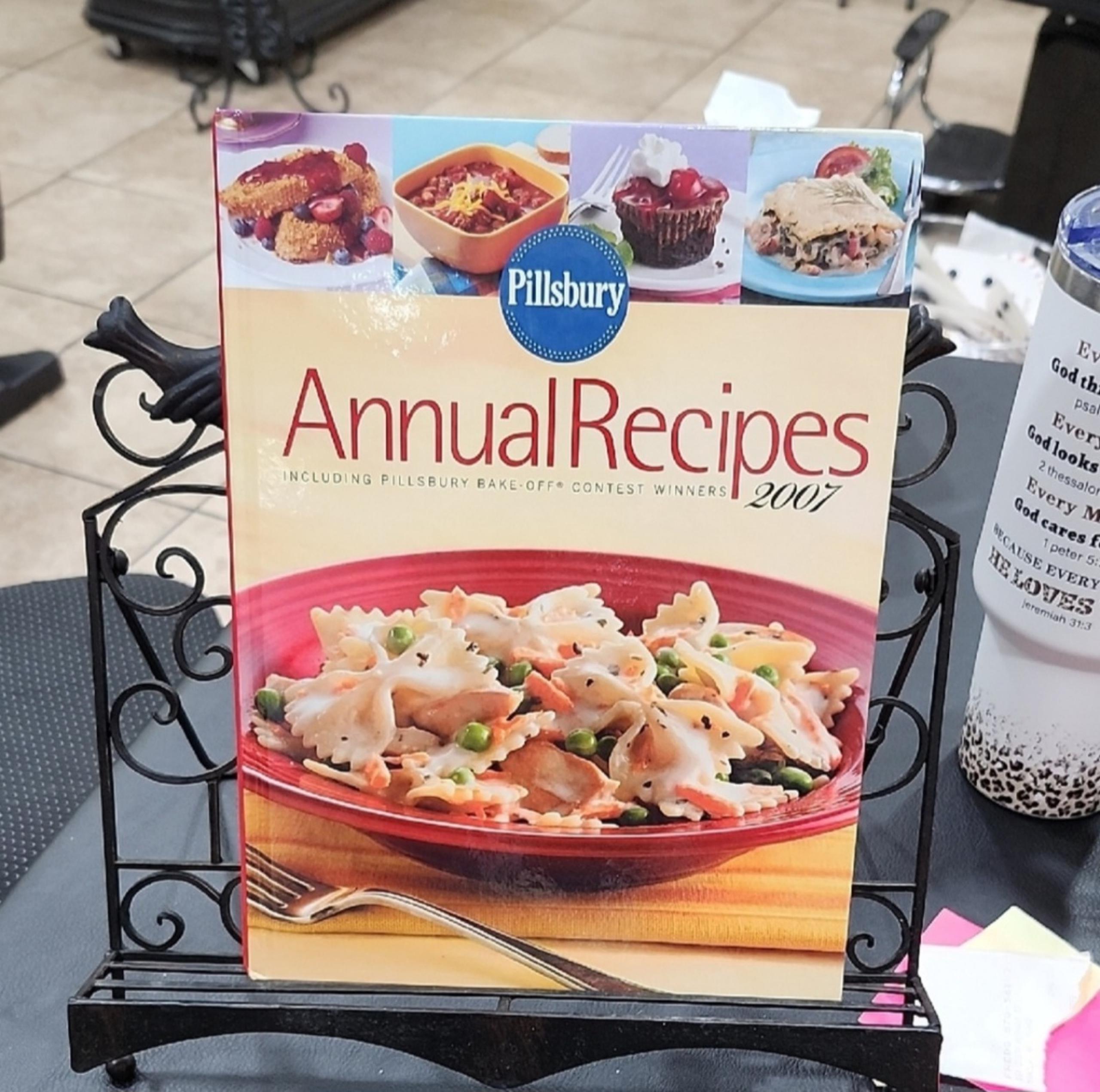2007 ANNUAL RECIPES COOKBOOK - Pillsbury