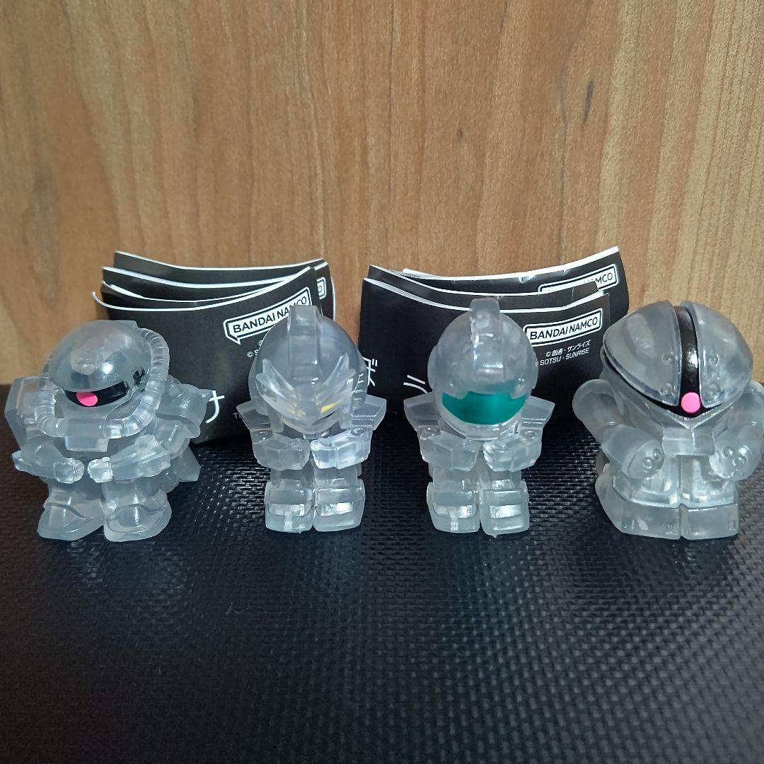 2 Sets Seven & I Limited Edition All 4 Types Machibouke Mobile Suit Gundam Case