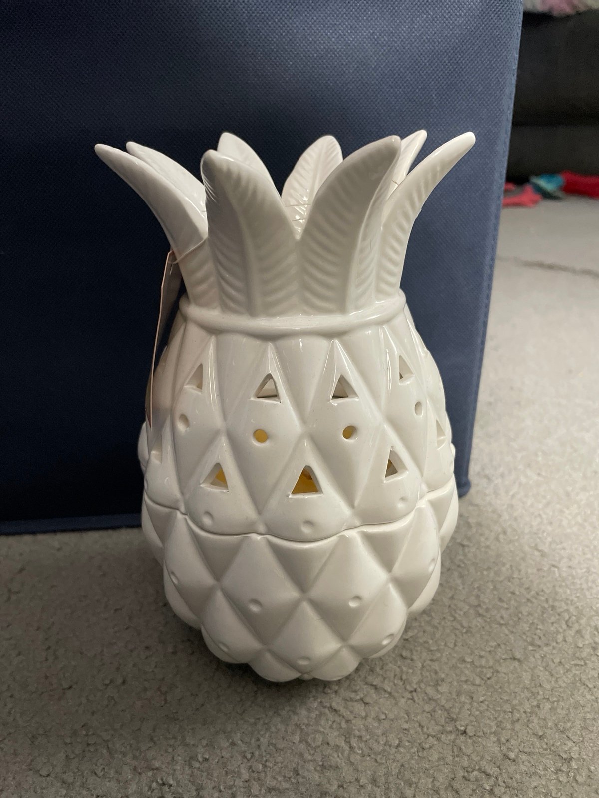Island Nectar Cermaic Pineapply Candle