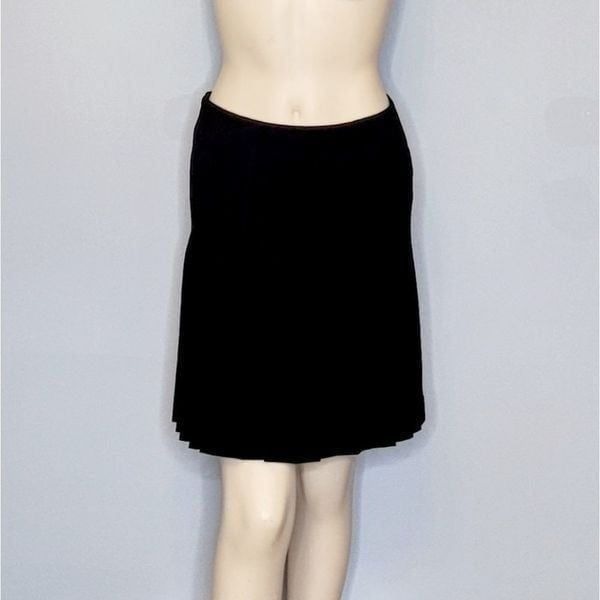NWT Malcolm Pleat Black Skirt Size 4