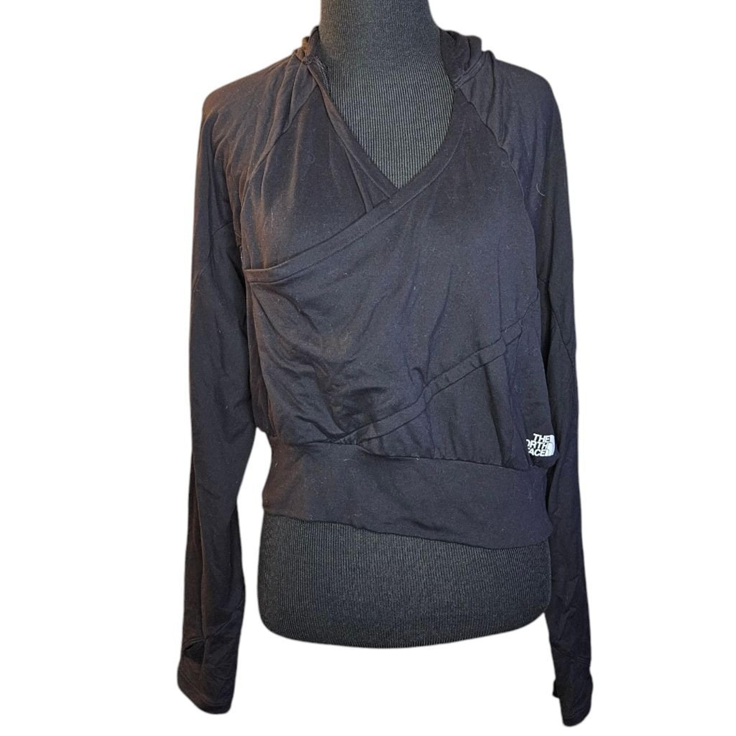 The North Face Medium Black Criss Cross Waist Length Hoodie