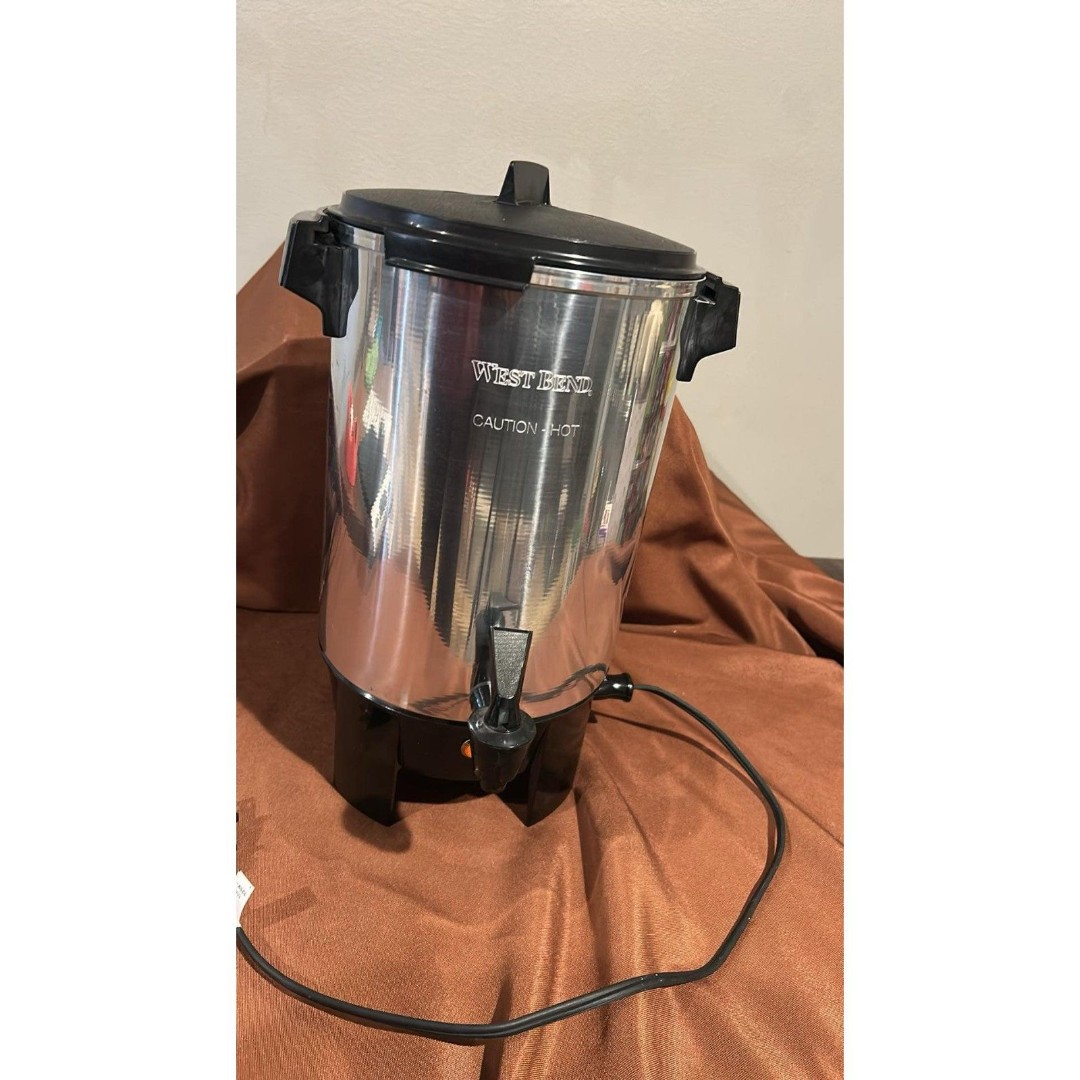 West bend Electric Aluminum Percolator Coffee Maker 30 Cups #9308