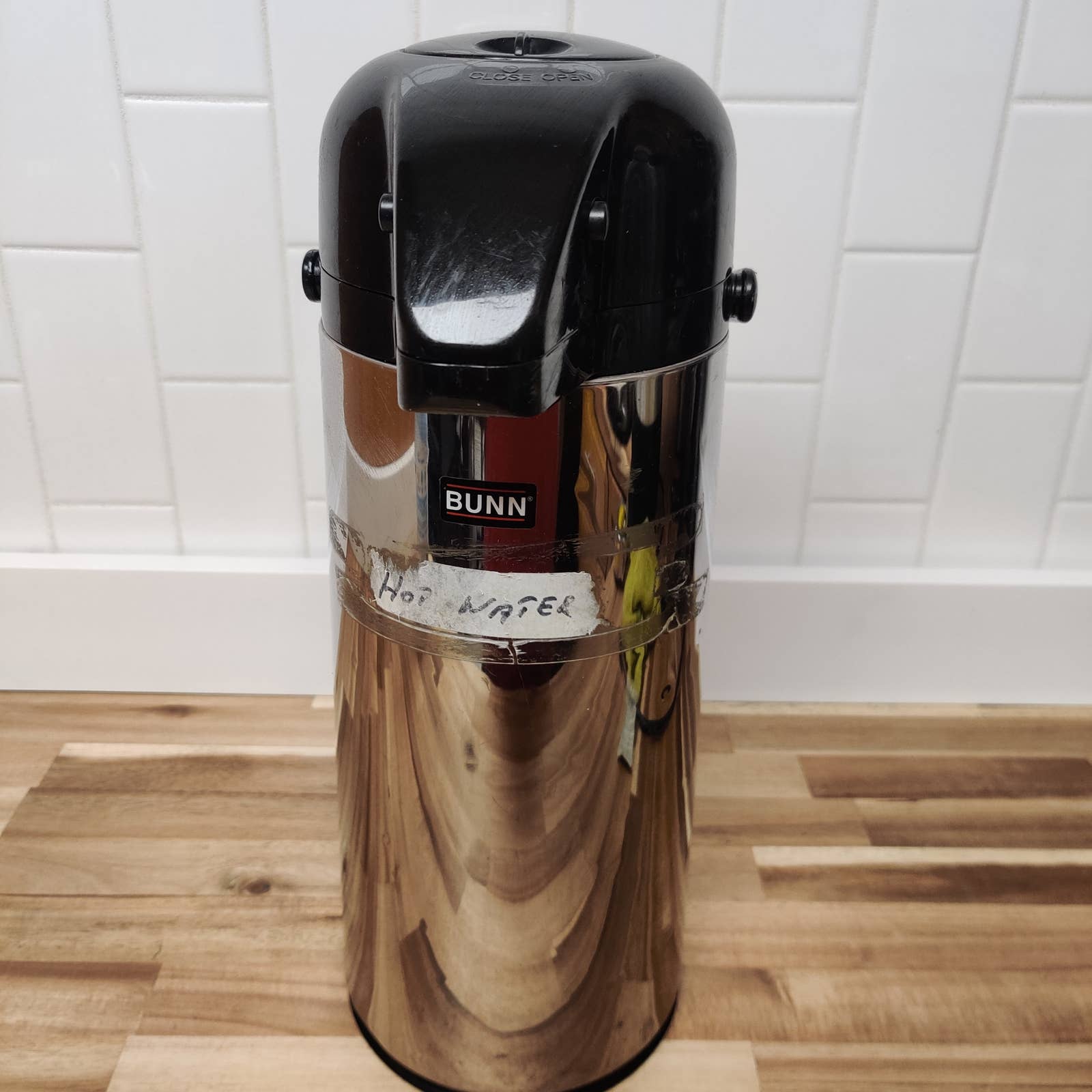 BUNN AIRPOT COFFEE BEVERAGE SERVER 2.45L 13041.0001