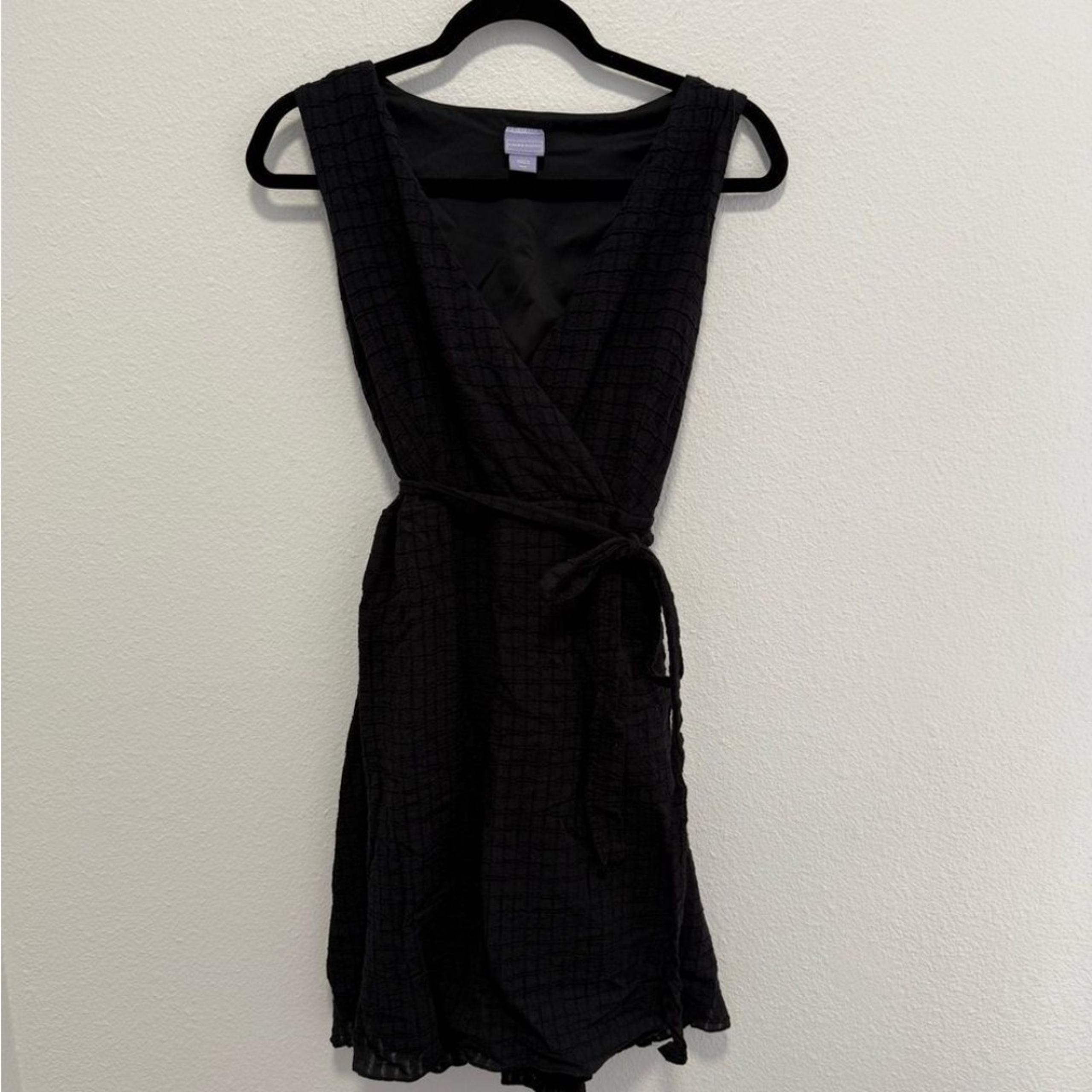 Laura Scott Classic Black Wrap Dress Size Medium