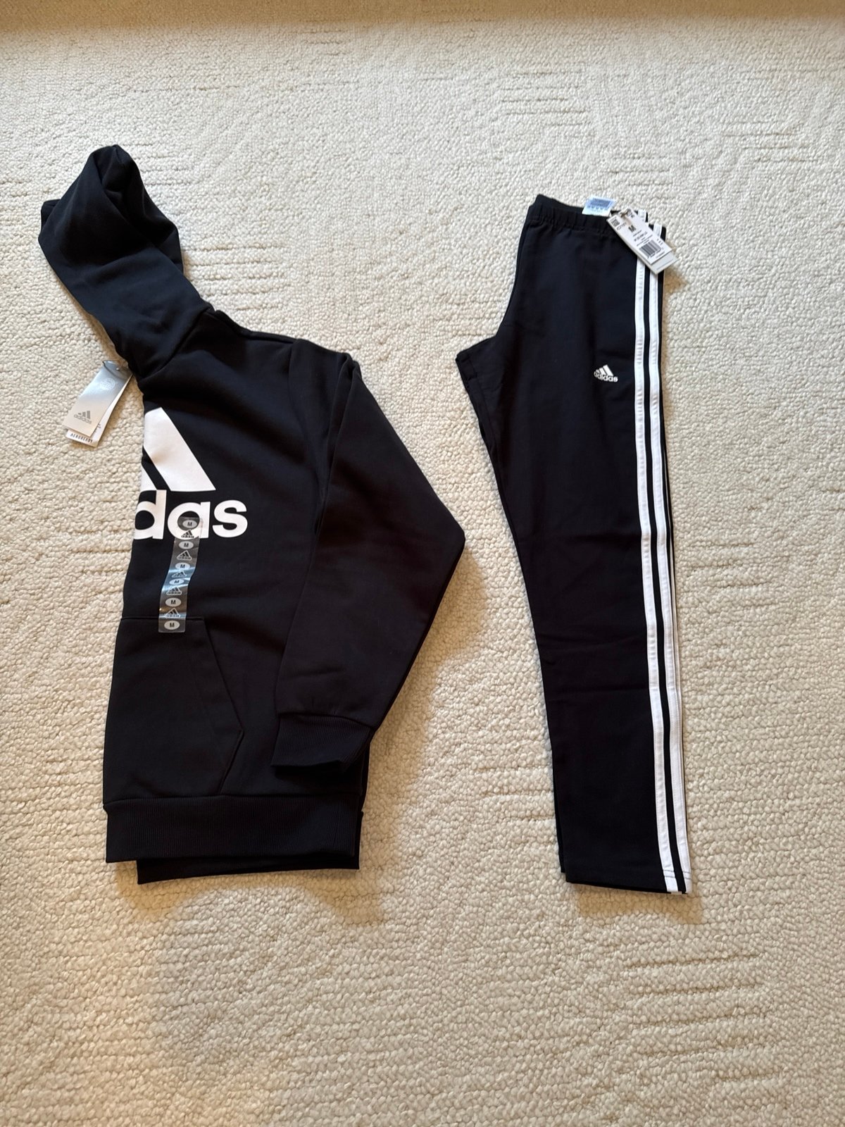 Adidas women’s 2-Piece Set