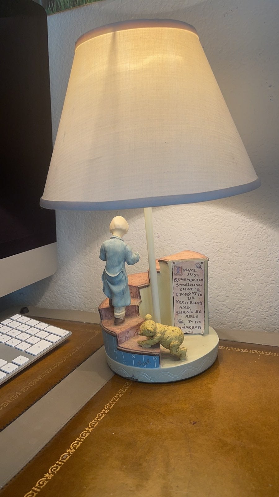Winnie the Pooh Lamp