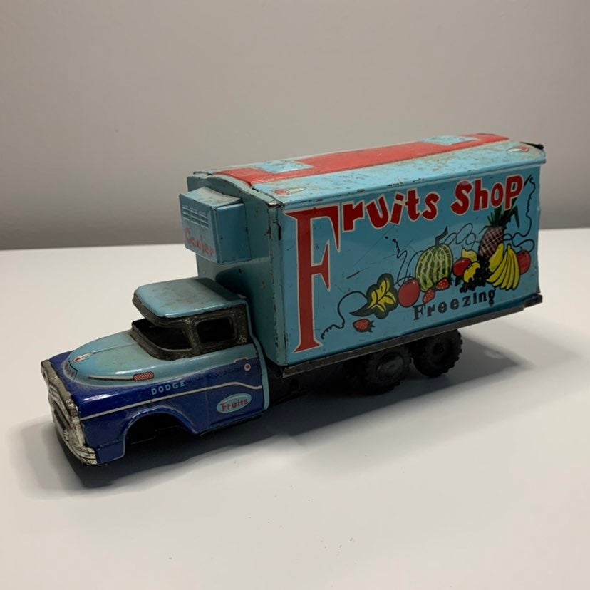 Vintage 1950'S Tin Litho Friction Powered Fruit Truck
