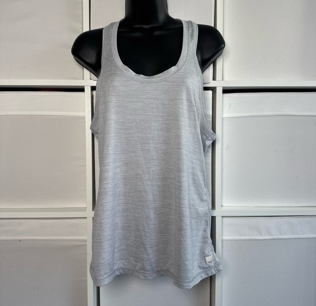 Vuori Lux Performance Tank