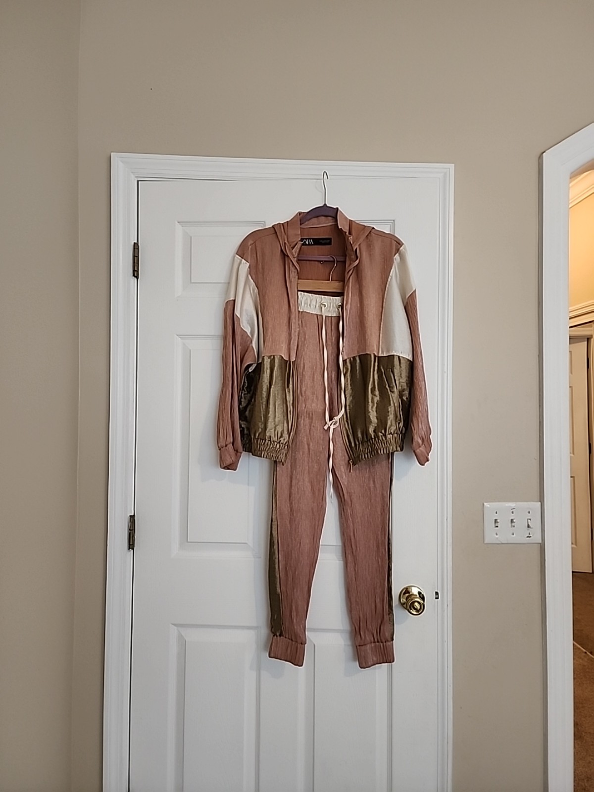 ZARA tracksuit outfit XS: Rose, beige and bronze