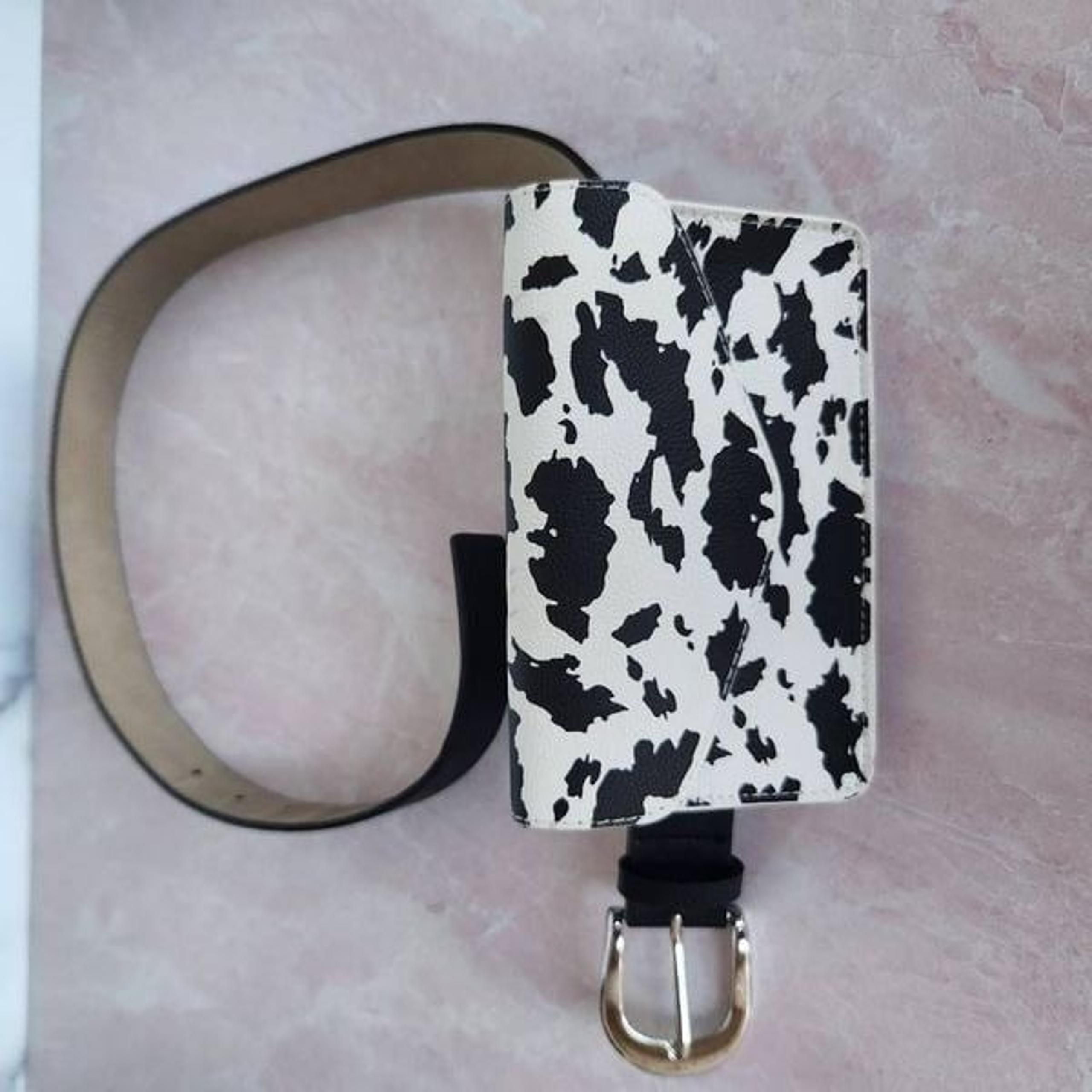 Dairy cow wallet envelope fanny pack belt black white belt women's medium