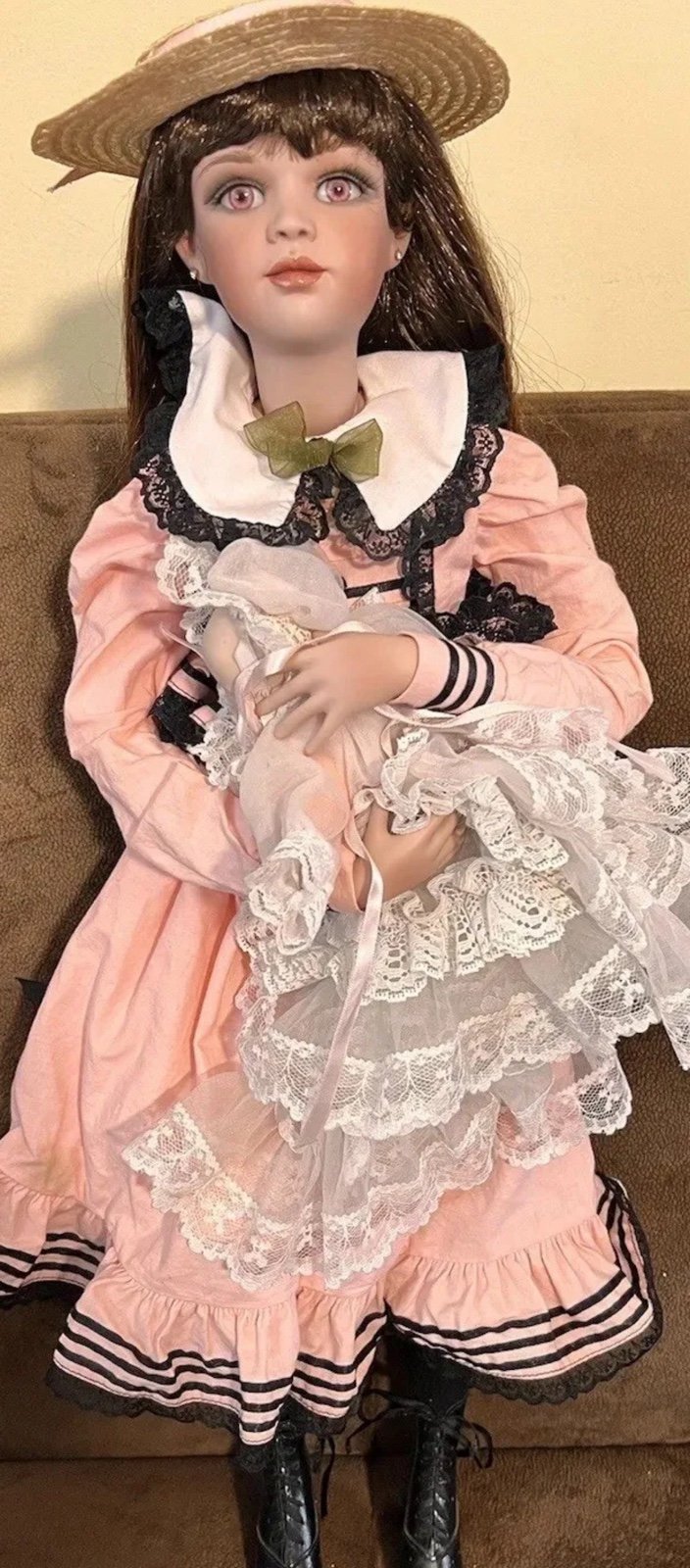 Rare Porcelain Doll “Jessica” LE #2885/3000 by Jan McLean, 23 in, 1999 W/ Stand