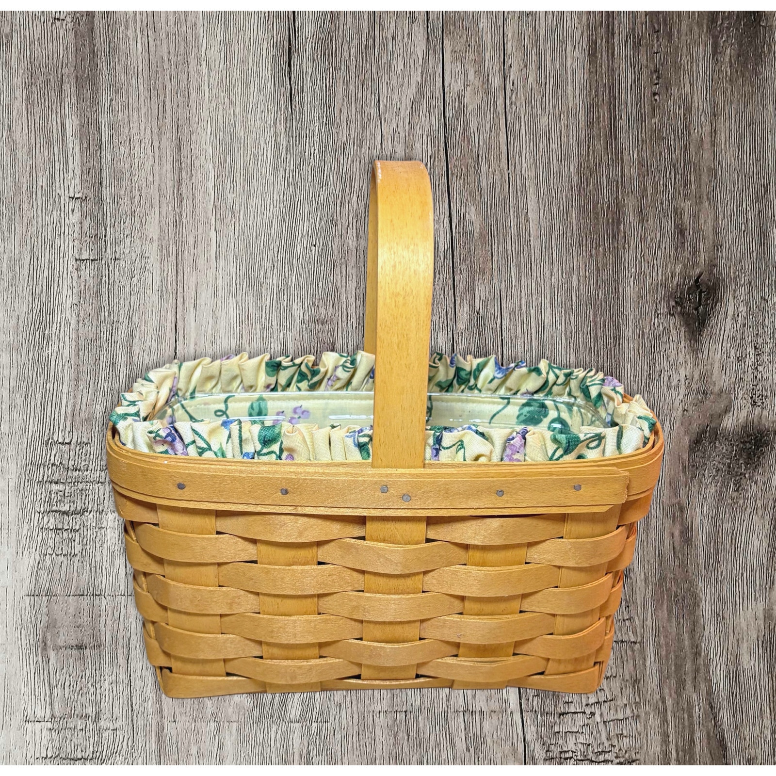 Longaberger candle basket very nice condition