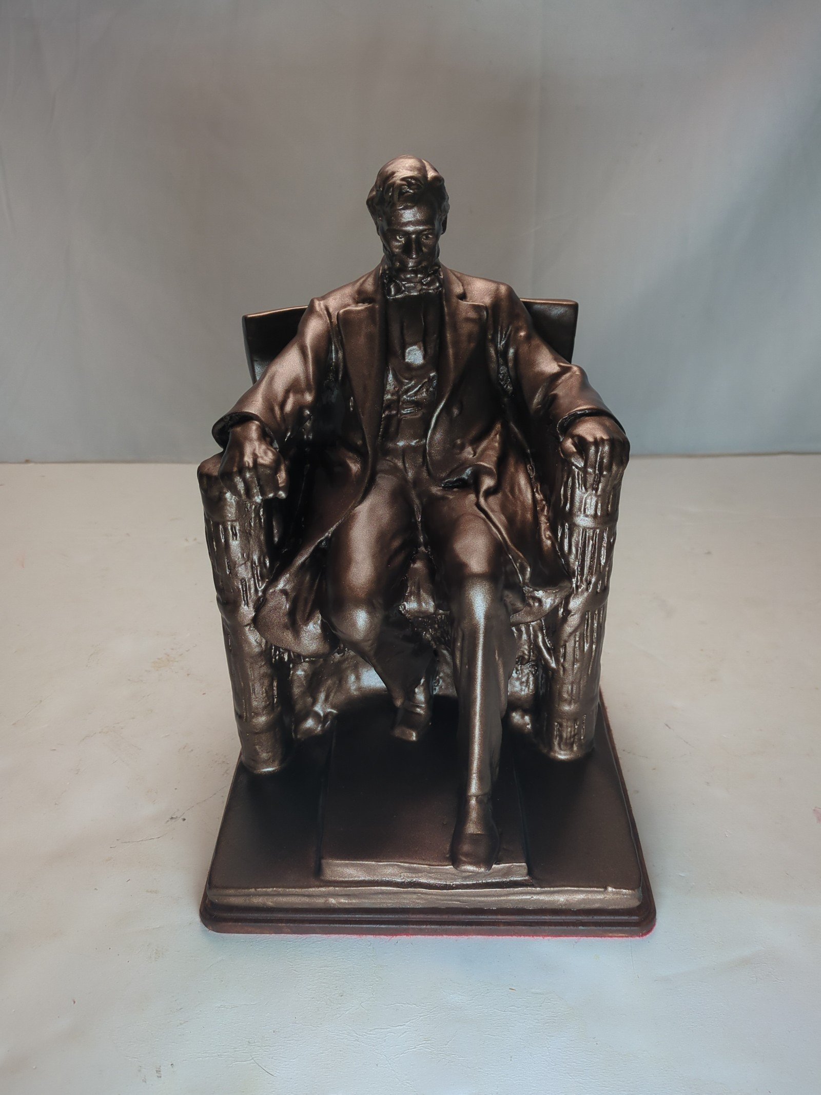 Antique Abraham Lincoln statue