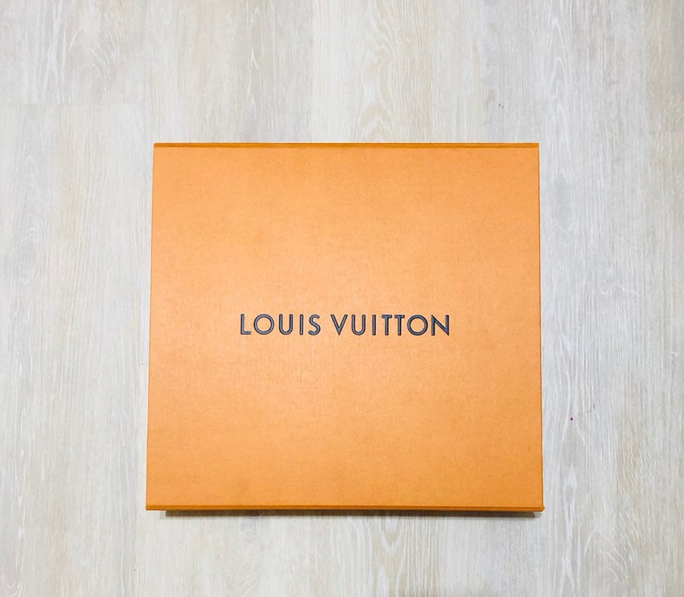 Louis Vuitton Flat Square Box