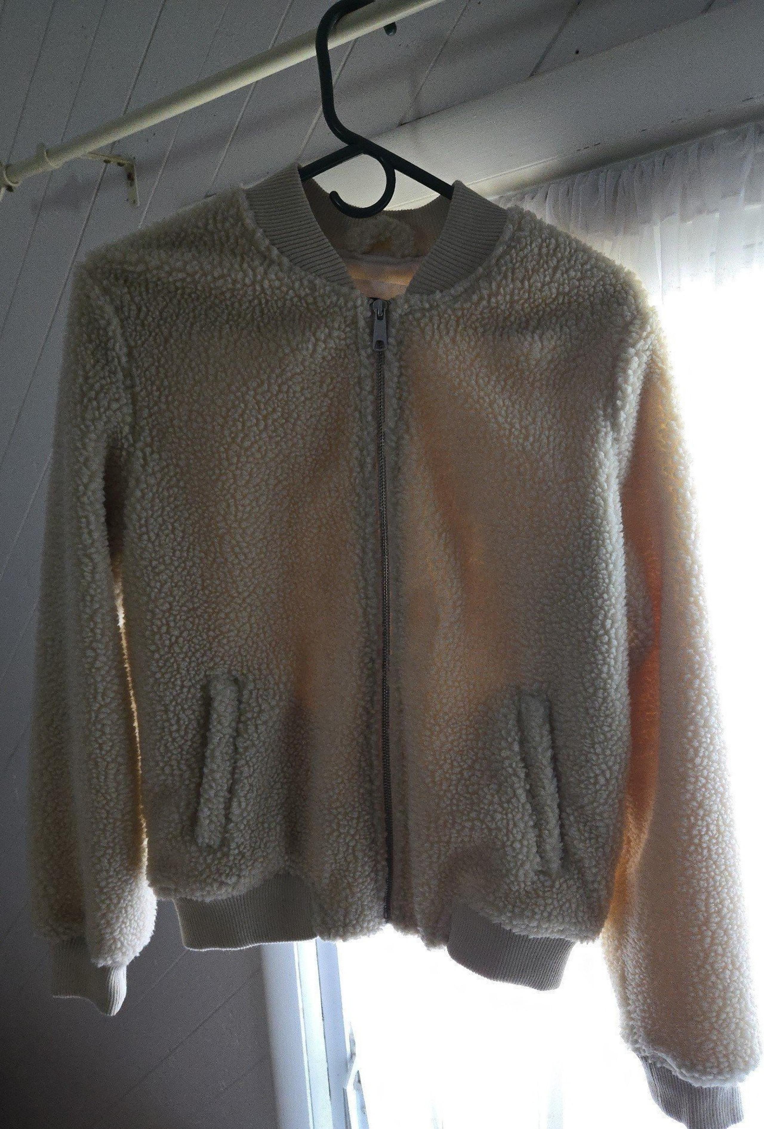 ☆☆Old Navy Dynamic Women’s Fleece ZIP Jacket Size SMALL☆☆
