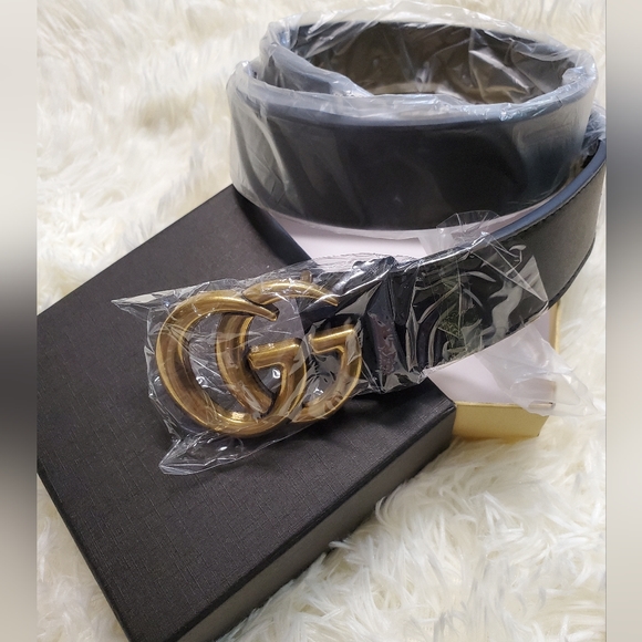 AUTHENTIC Gucci GG belt