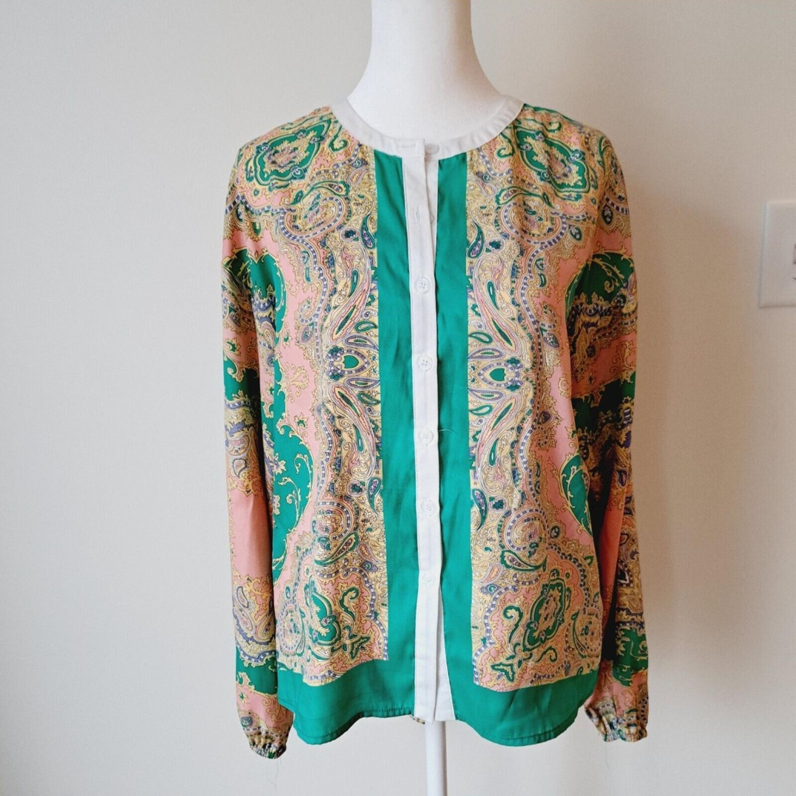 Mm Couture Long Sleeve Blouse With Camisole Green Peach Paisley Womens Sz Medium