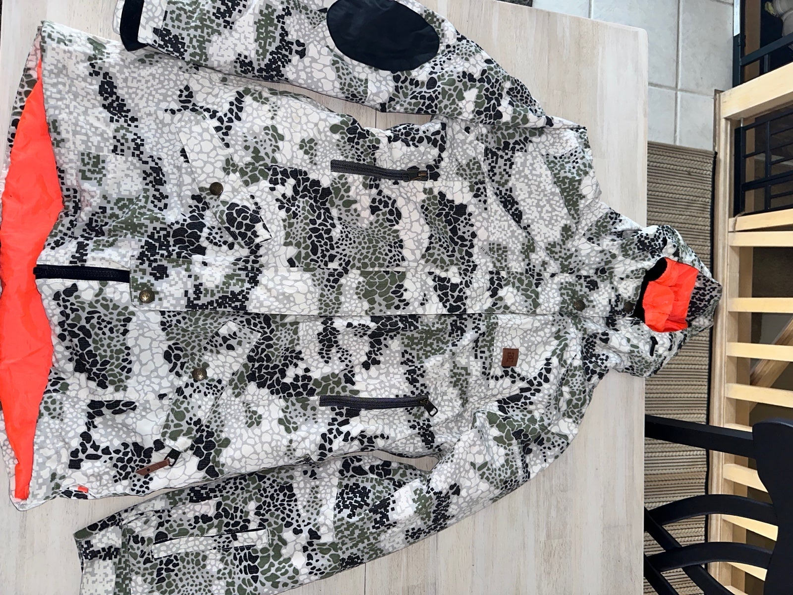 Snowboarding coat