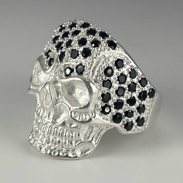 100% Solid 925 Sterling Silver Iced Black Skull / Cranio Calavera Ring Size 10