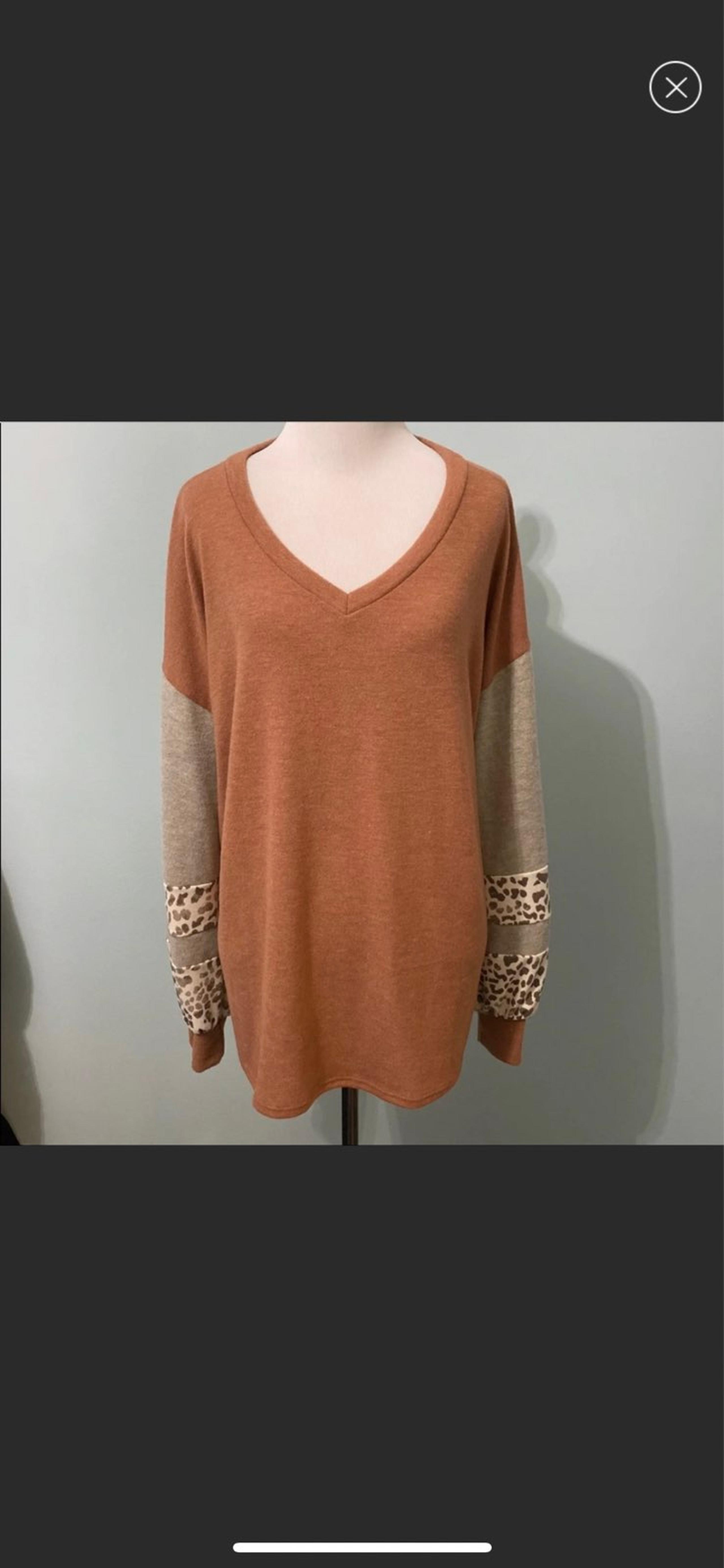 Vanilla Bay cheetah print sweater