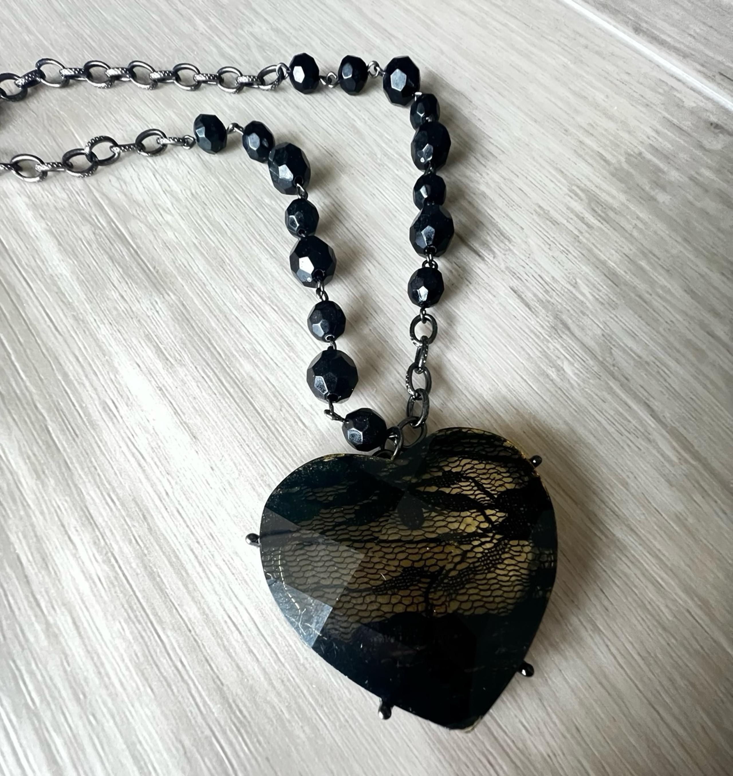 NEW Black Heart Pendent Necklace