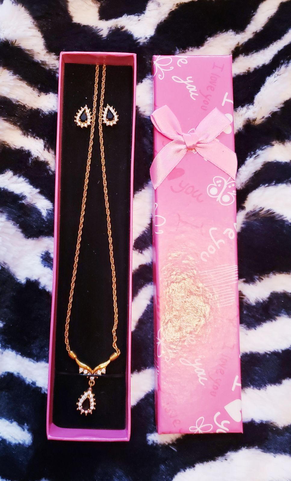 Vintage 1980' Signed Roman Jewelry set.