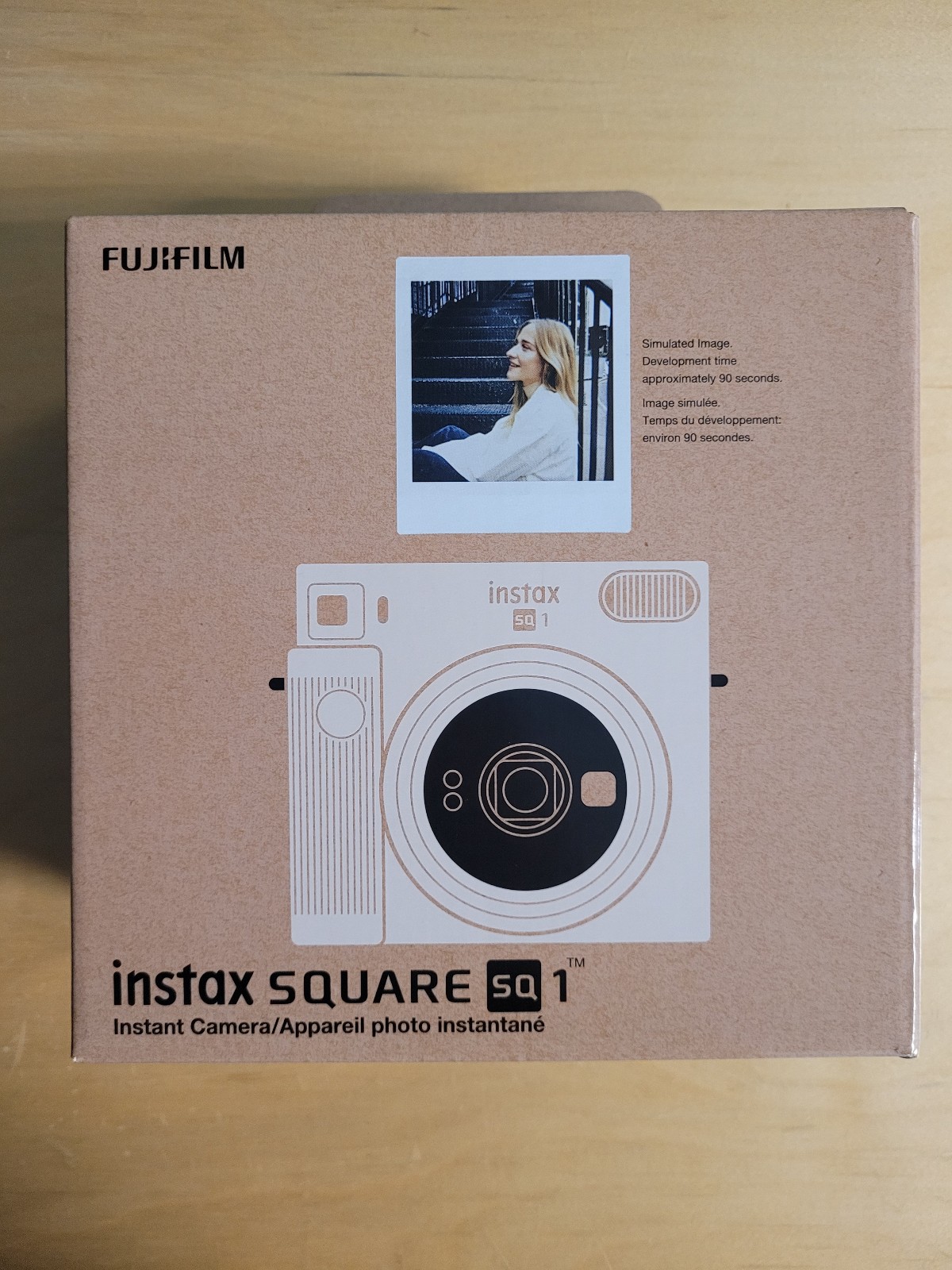 Fujifilm Instax SQUARE SQ1 Instant Camera Chalk White