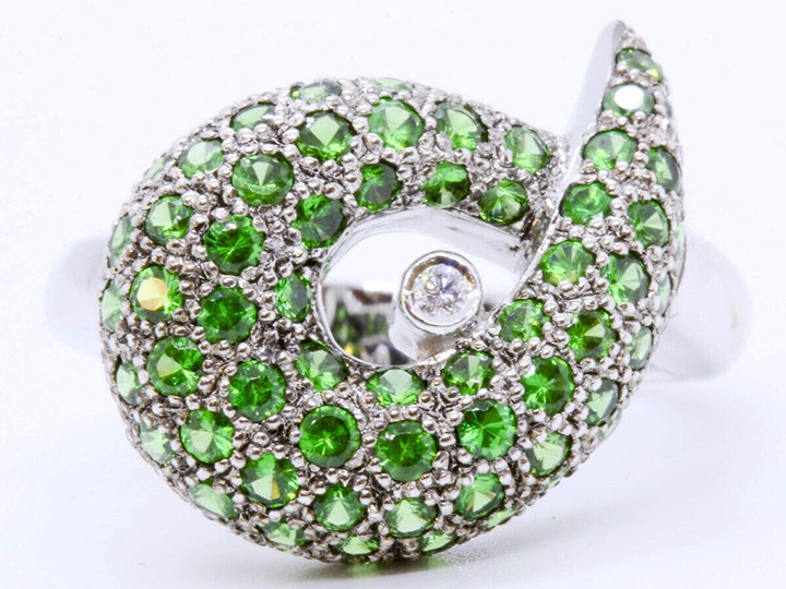 Levian 18K Gold Green Tsavorite Garnet Diamond Cocktail Ring Size-9 LP1073714