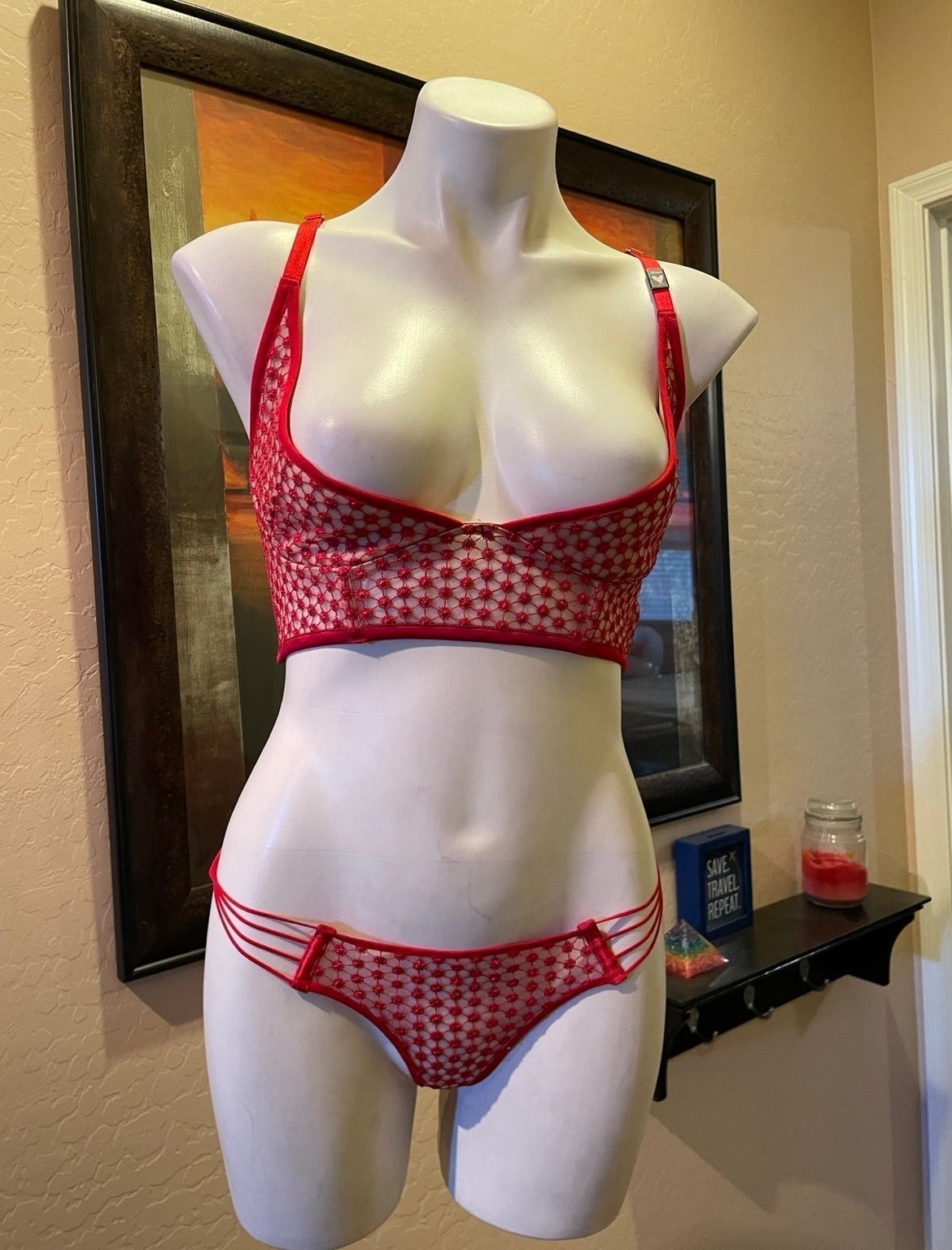 Victoria’s Secret Red Starburst Bralette and Panty Lingerie Set 32DDD/Xsmall