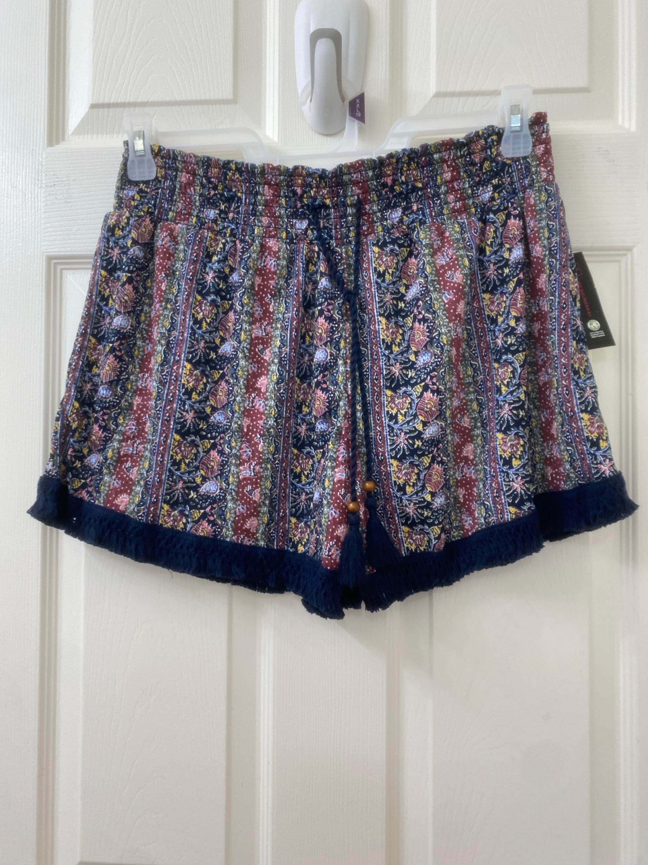 XXL (19) Womens no boundaries printed knit gauze shorts