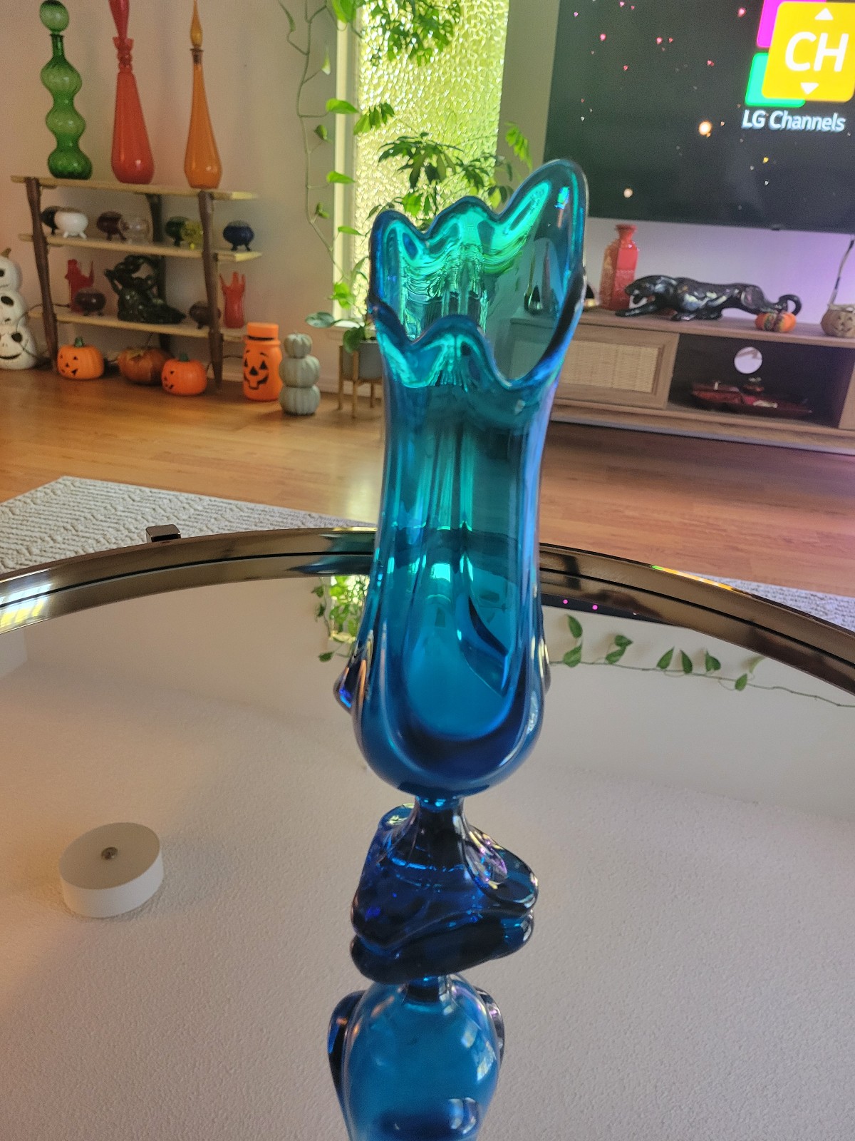 Viking Swung Drape Vase