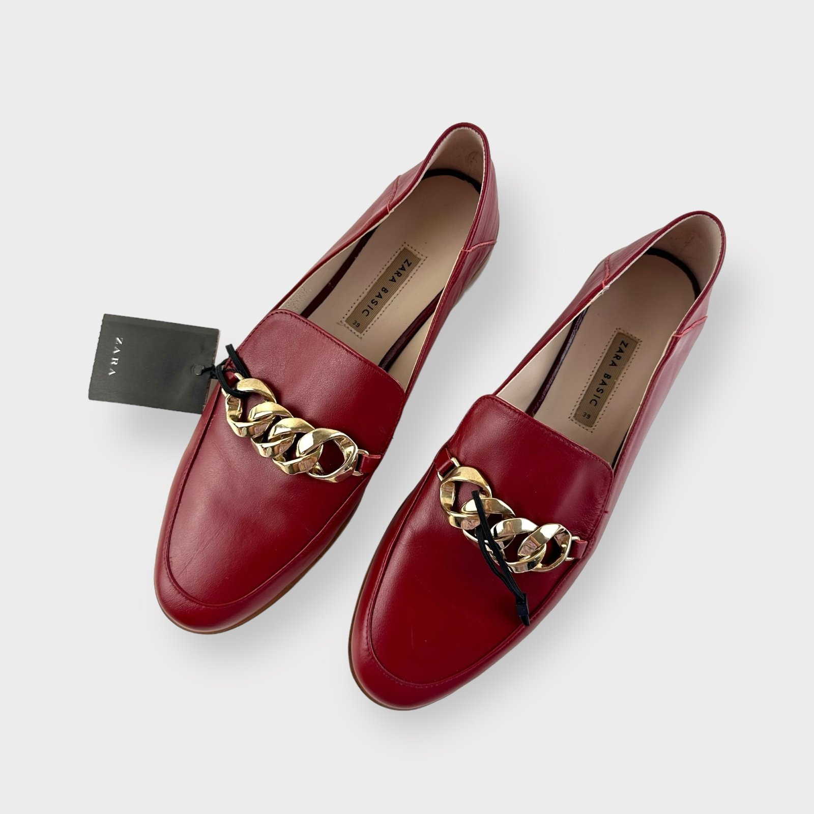 NWT Zara Gold Chain Leather Moccasin