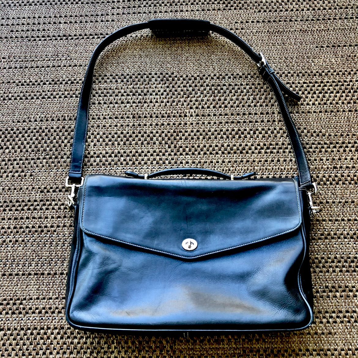 Coach 100% Authentic Messenger Bag