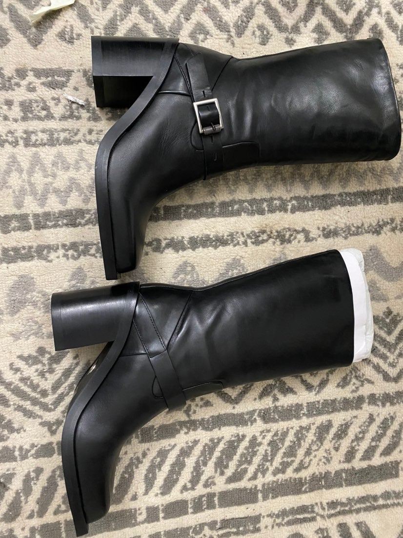 womens boots size 7.5