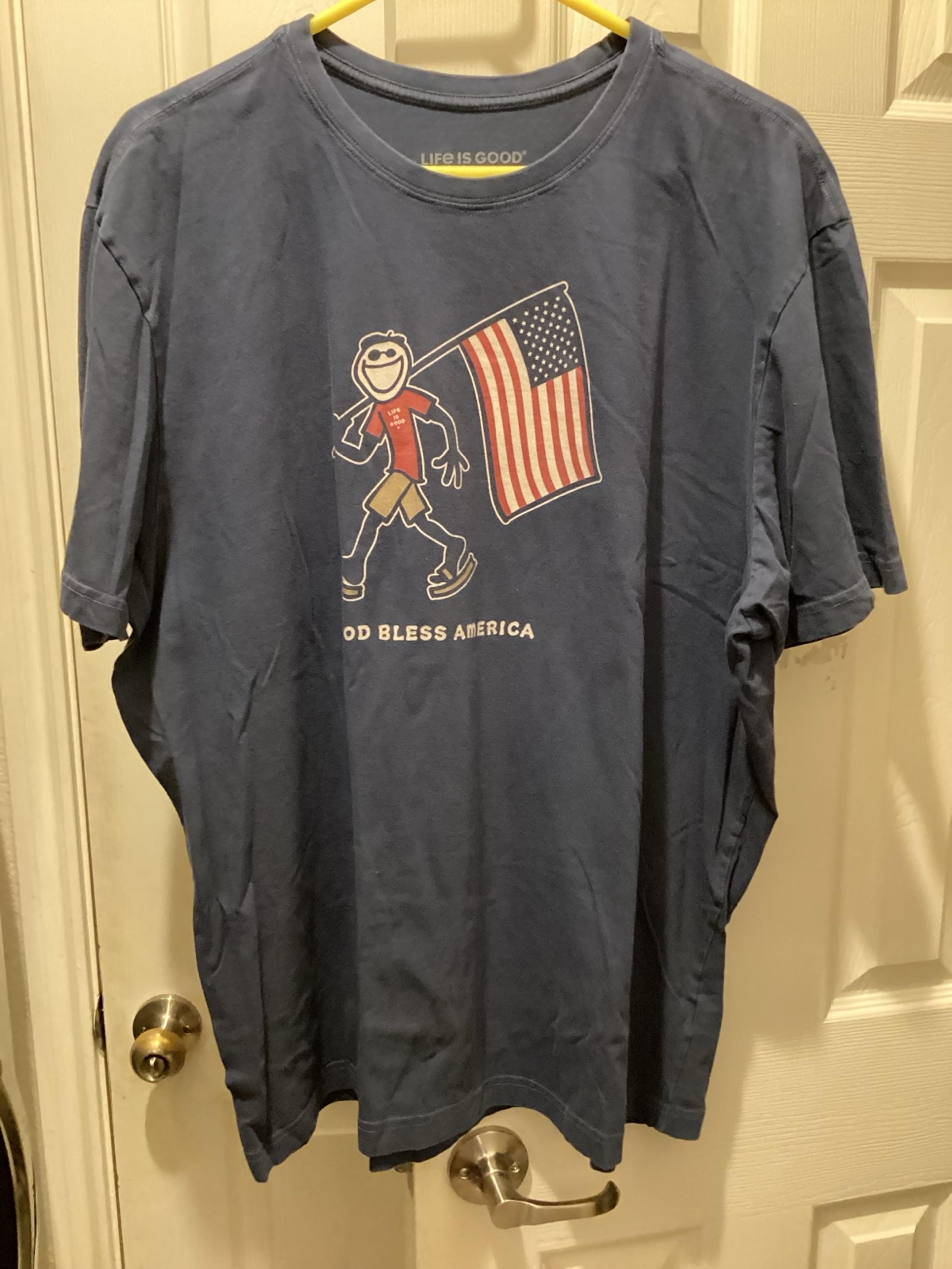Life is Good Shirt XXL