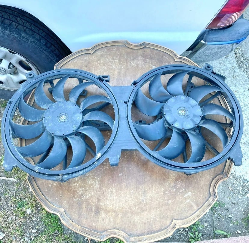 Fits 2013-18 Nissan Altima Sedan Radiator Cooling Fan OEM