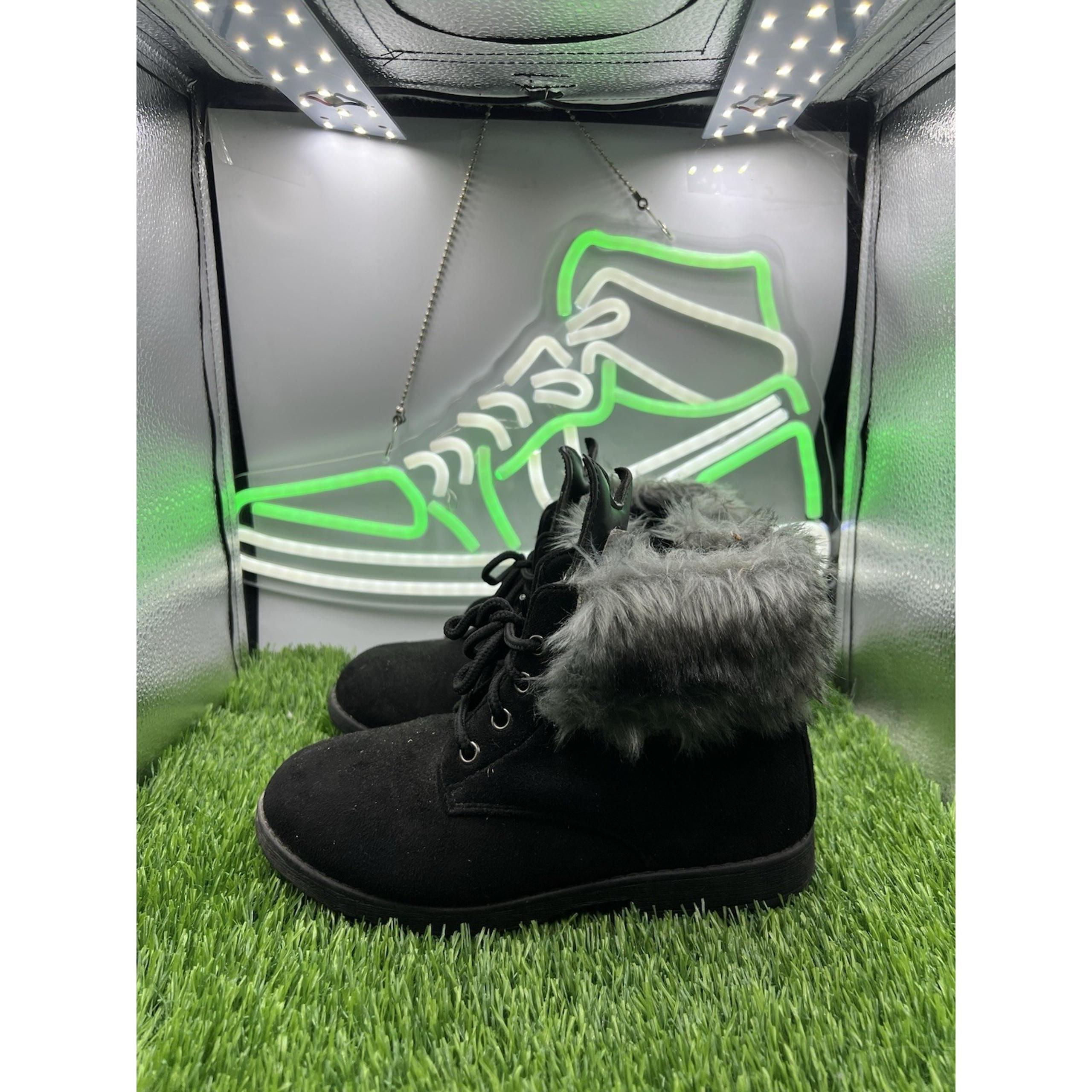 Fabkids Kids Faux Fur Lined Cat Face Ankle Boot in Black US SIZE 1Y
