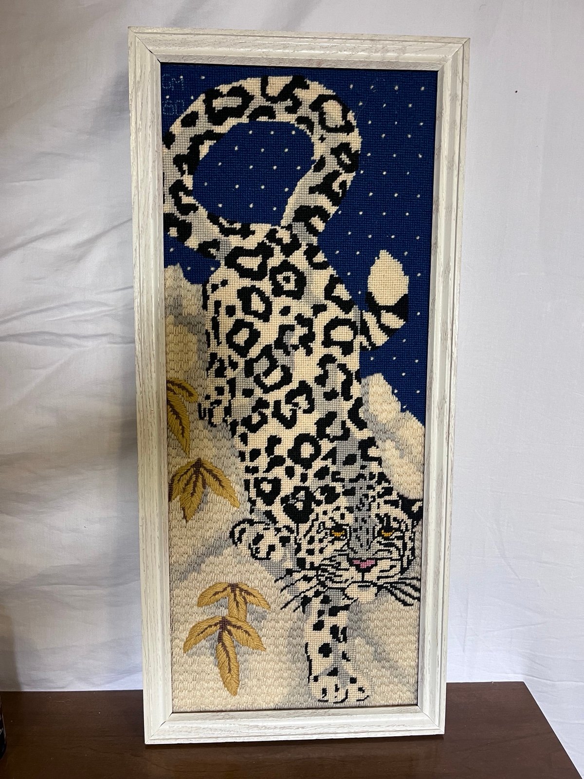 Vintage Crewel Embroidery-Needlepoint Snow Leopard
