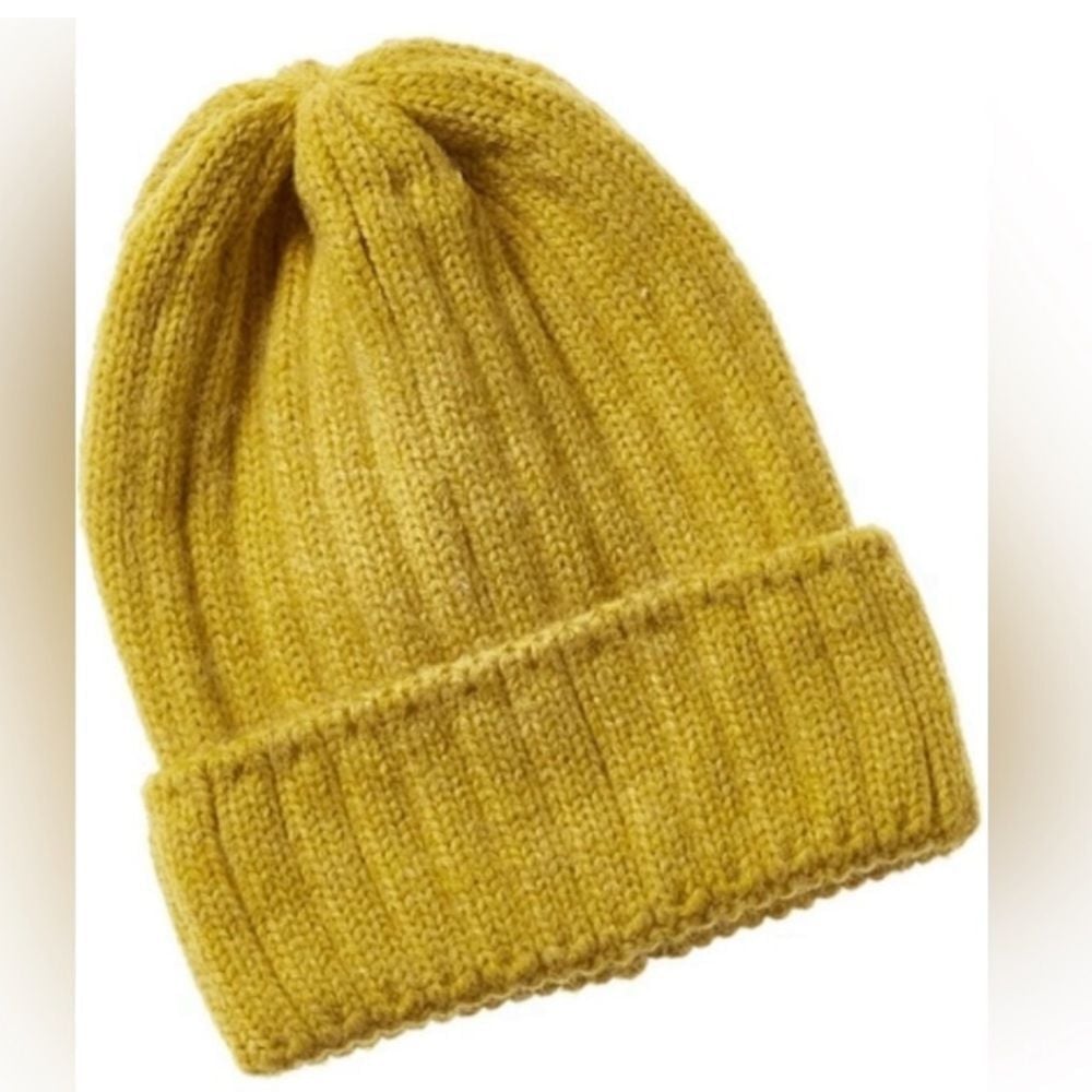 NWT Hat Attack Color Story Knit Beanie in Mustard Yellow Women's One Size
