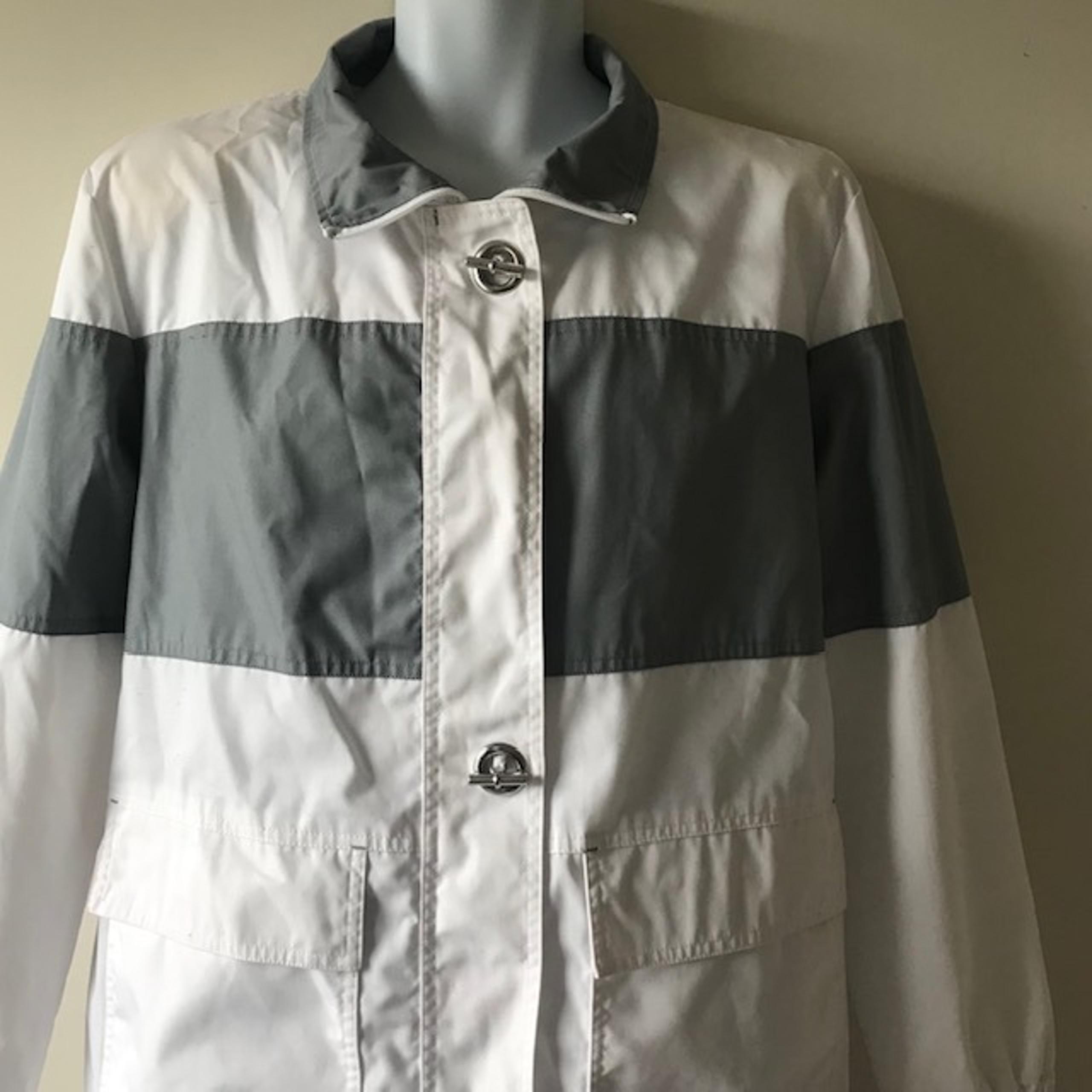 Mackintosh New England Women's Jacket Windbreaker Size L Gray White