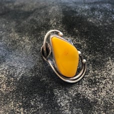 Sterling silver yellow amber ring