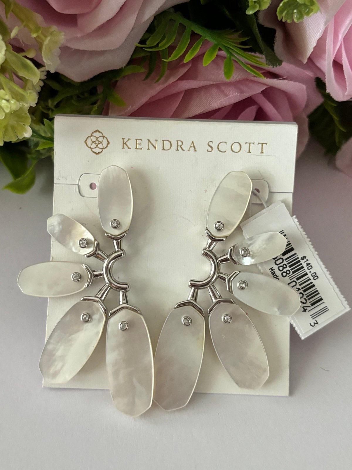 NWT Kendra Scott Ashlyn Statement Earrings in Silver MOP