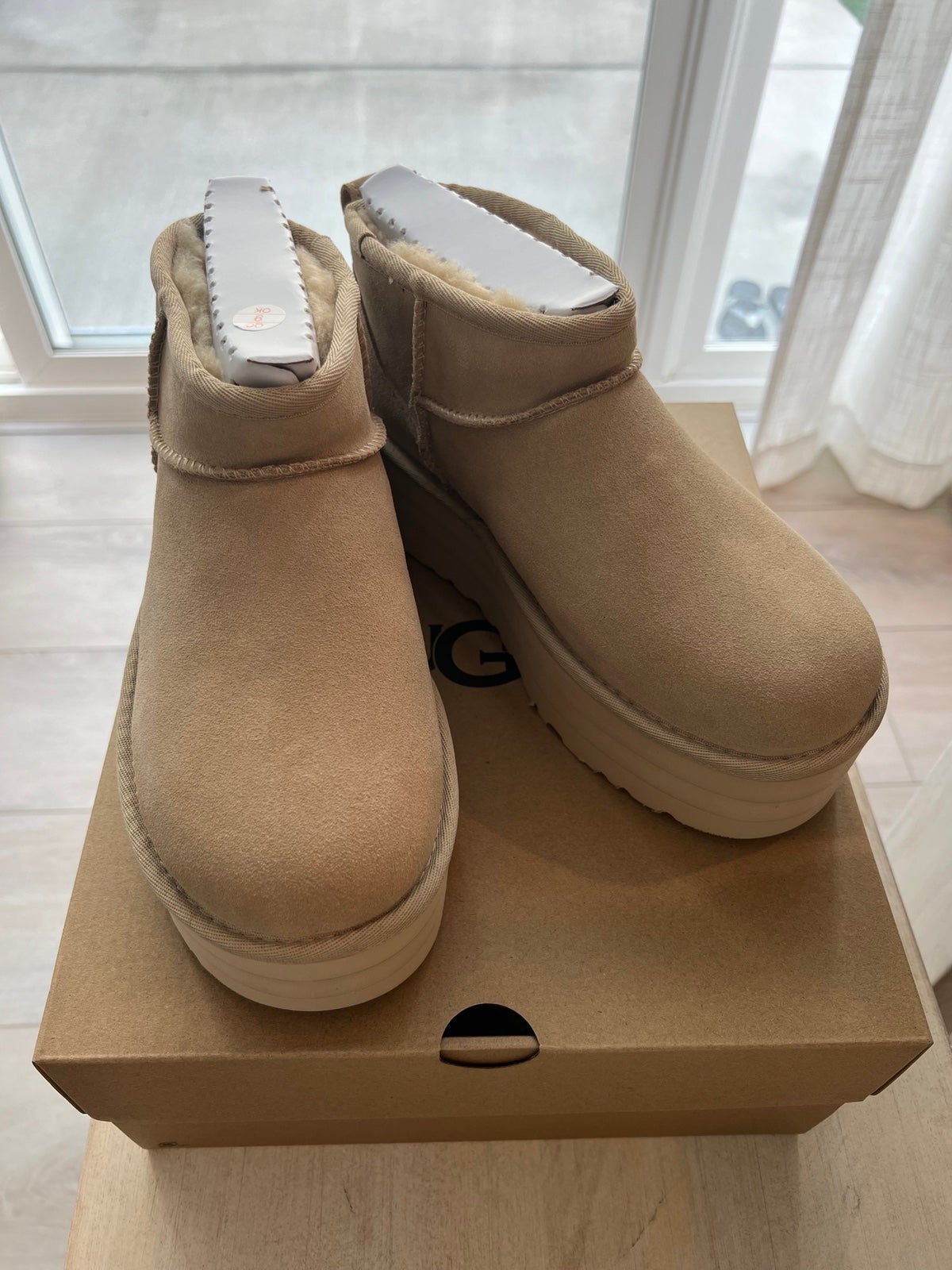 mustard uggs